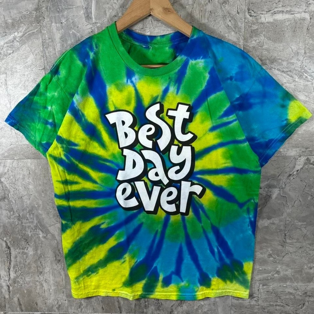 Best Day Ever tie dye tee #tie-dye #summer